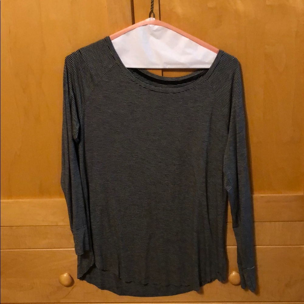 NEVER BEEN WORK AMERICAN EAGLE LEGGING TEE